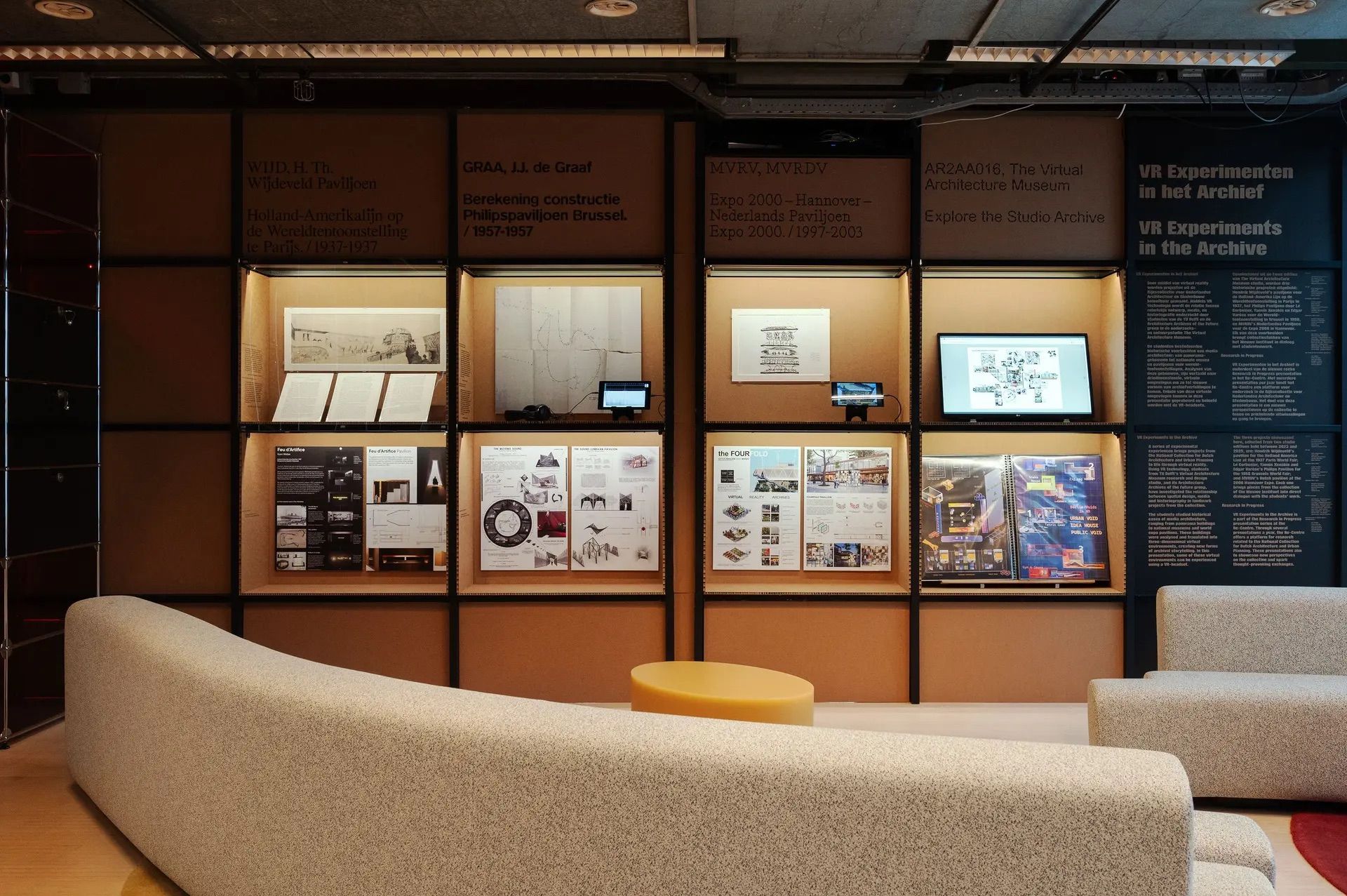 VR_Experiments_2_Petra_van_der_Ree_7e820d1168